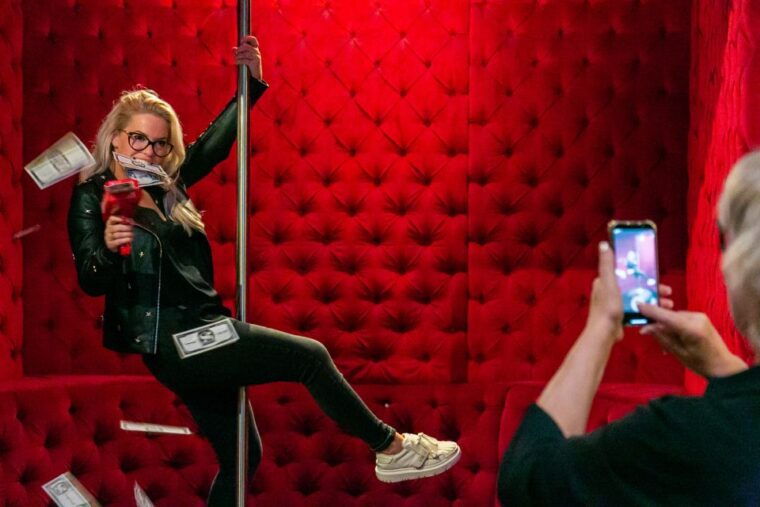 amsterdam-brothel-tour-with-former-sex-worker