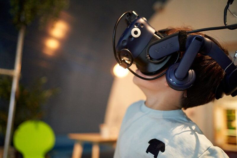 amsterdam-canal-cruise-and-jewish-cultural-quarter-tickets