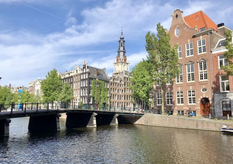 amsterdam-canal-cruise-in-german-with-unlimited-drink-options