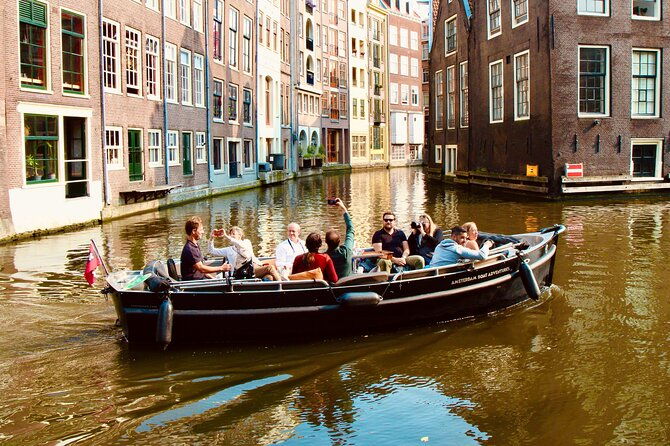 amsterdam-canal-cruise-on-a-small-open-boat-max-12-guests