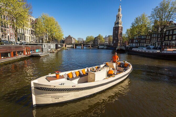 Amsterdam Canal Cruise with German Guide and unlimited drinks - Who Should Book This Tour?