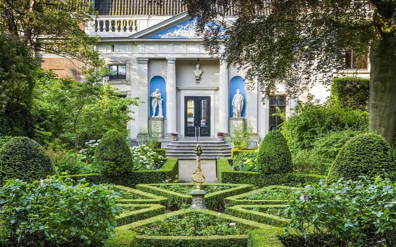 amsterdam-canal-house-museum-van-loon-entry-ticket