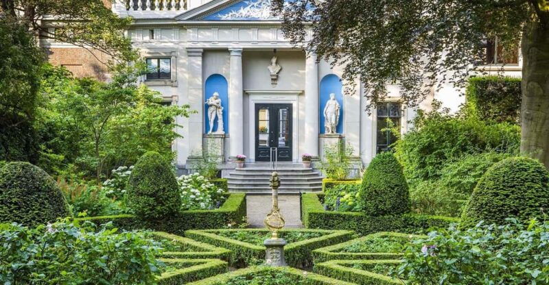 amsterdam-canal-house-museum-van-loon-entry-ticket