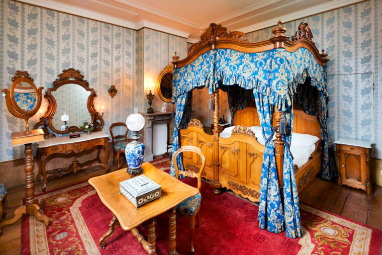 amsterdam-canal-house-museum-willet-holthuysen-ticket