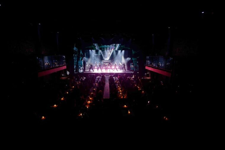 amsterdam-cheri-cheri-biggest-drag-show-in-europe-entry