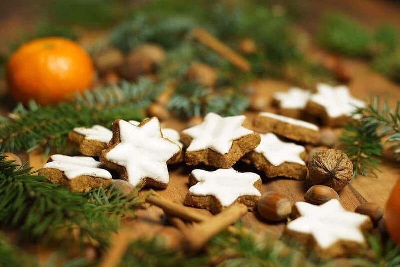 Amsterdam: Christmas Market Private Walking Tour - What You Can Expect from the Tour
