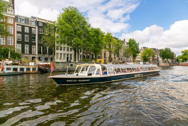 amsterdam-city-canal-cruise-with-audio-guide