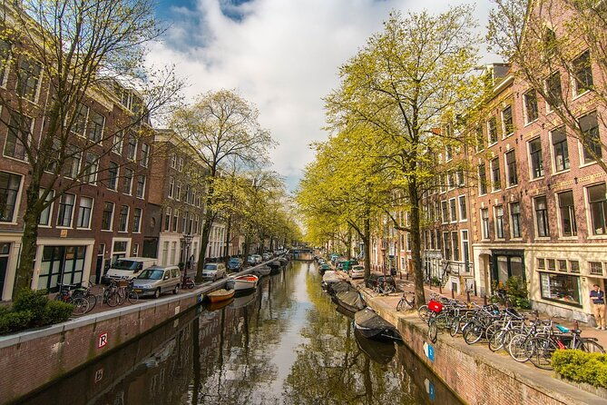 amsterdam-city-highlights-bike-tour