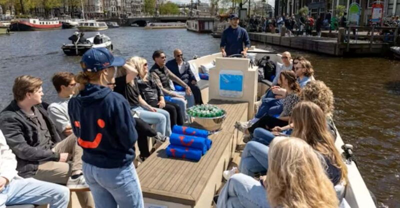amsterdam-city-highlights-small-boat-canal-cruise-with-host