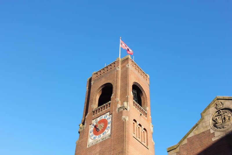 amsterdam-city-walking-experience-with-a-local