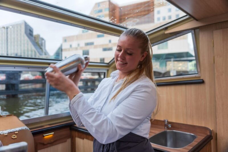 amsterdam-cocktail-cruise-night-tour