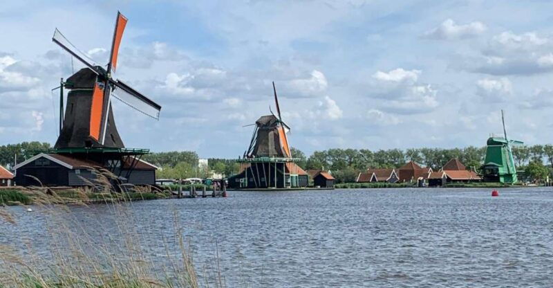 amsterdam-countryside-bike-tour-and-zaanse-schans-windmills