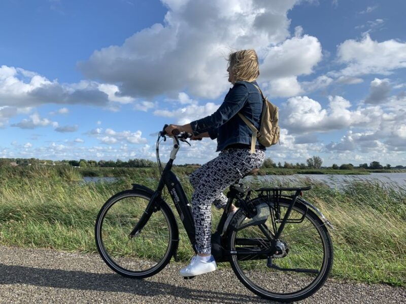 amsterdam-countryside-bike-tour-and-zaanse-schans-windmills