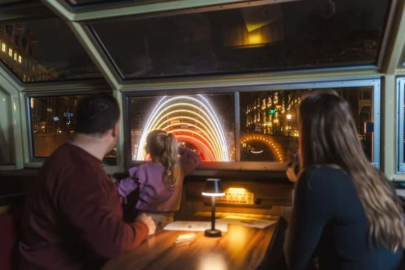 Amsterdam: Cozy Light Festival Cruise with Hot Chocolate - FAQ: Your Questions Answered