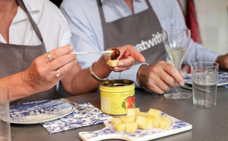 amsterdam-craft-dutch-pancakes-in-charming-canal-house