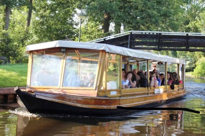 amsterdam-day-trip-giethoorn-with-local-boat-tour-walking-tour-2