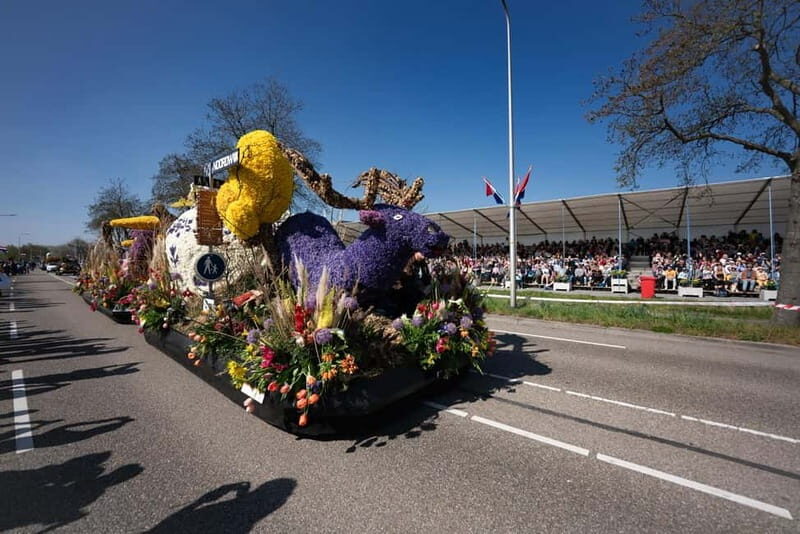 Amsterdam: Day Trip to Flower Parade & Keukenhof on April 18 - The Experience in Detail