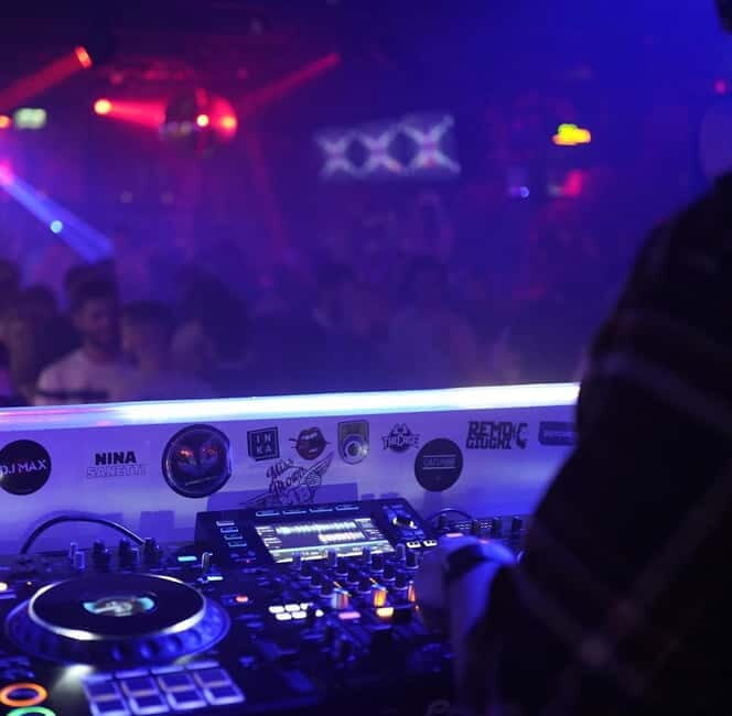 Amsterdam: DJ Workshop101 with a Professional DJ - Practical Details and Value