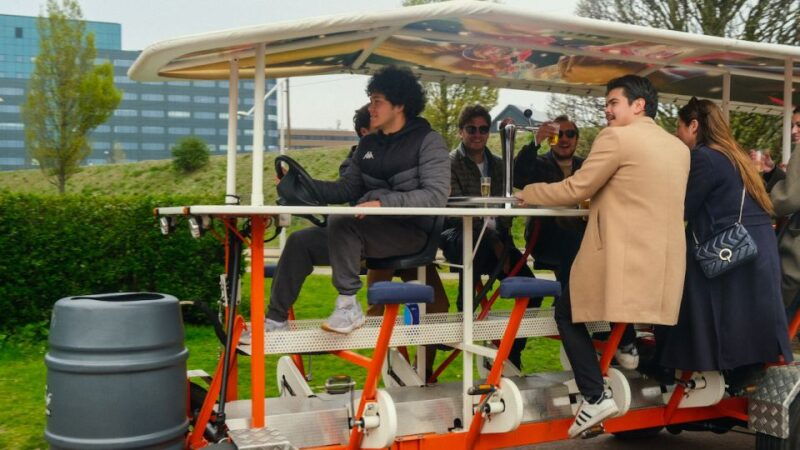 amsterdam-dutch-beer-bike-blast-tour-with-onboard-bar