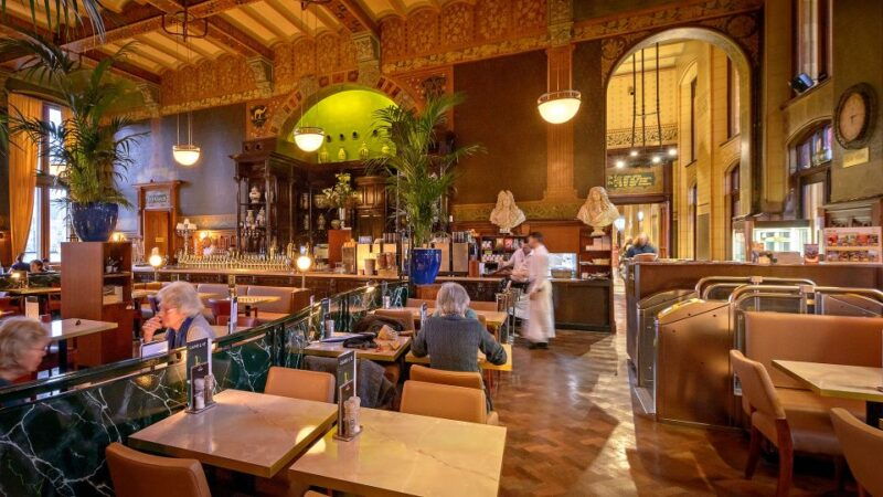 amsterdam-dutch-bitterballen-and-croquette-tasting