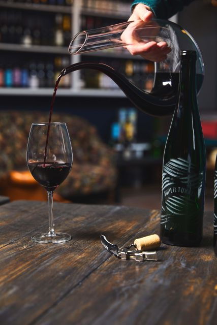 amsterdam-dutch-wine-tasting-with-sommelier