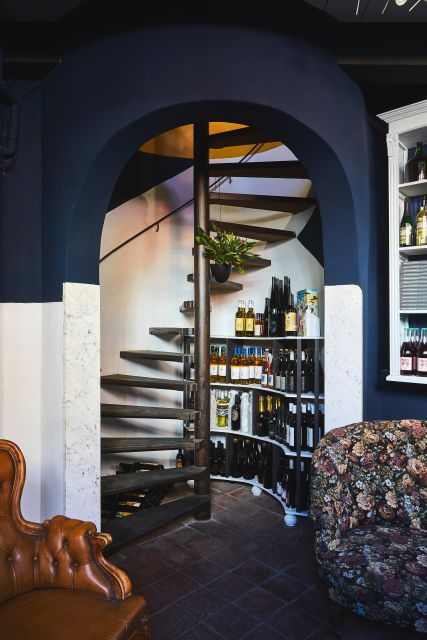 amsterdam-dutch-wine-tasting-with-sommelier