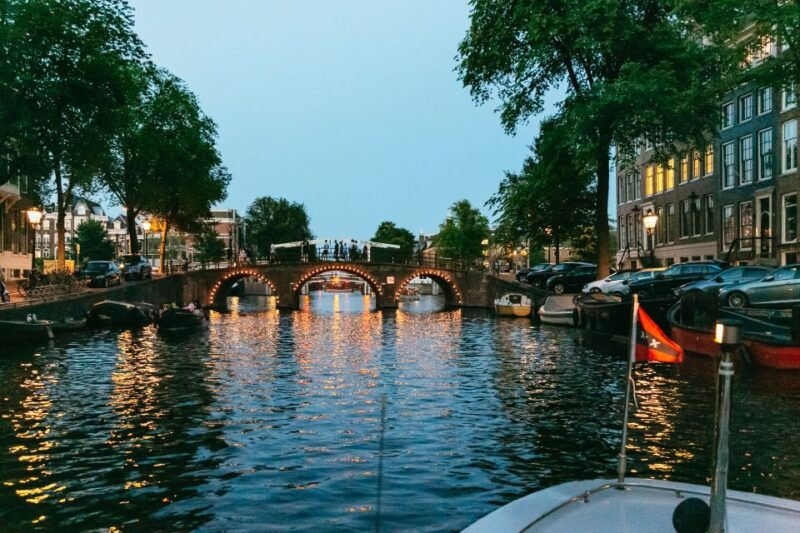 amsterdam-evening-canal-cruise