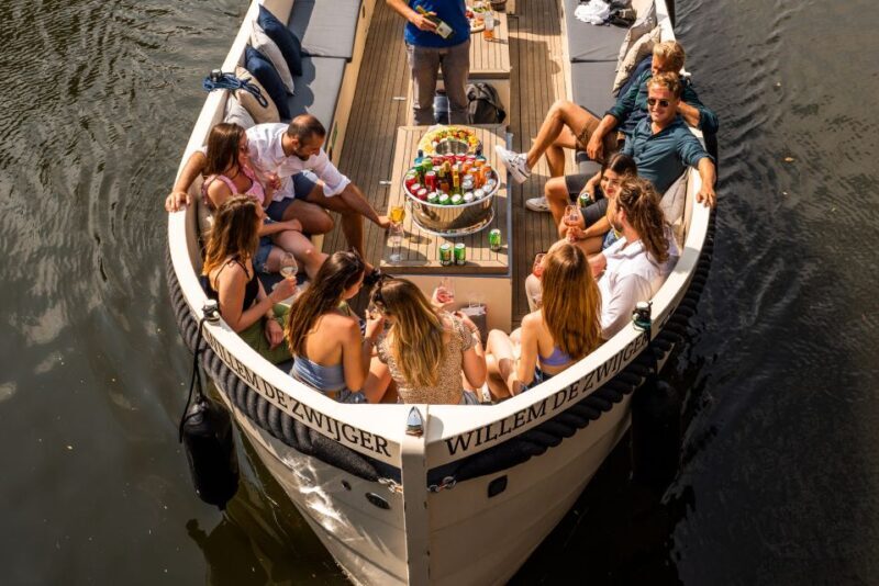 Amsterdam: Evening Canal Cruise With Unlimited Drinks Option - The Sum Up