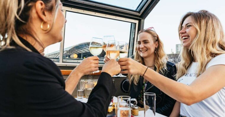 amsterdam-evening-cheese-wine-cruise-on-heated-boat