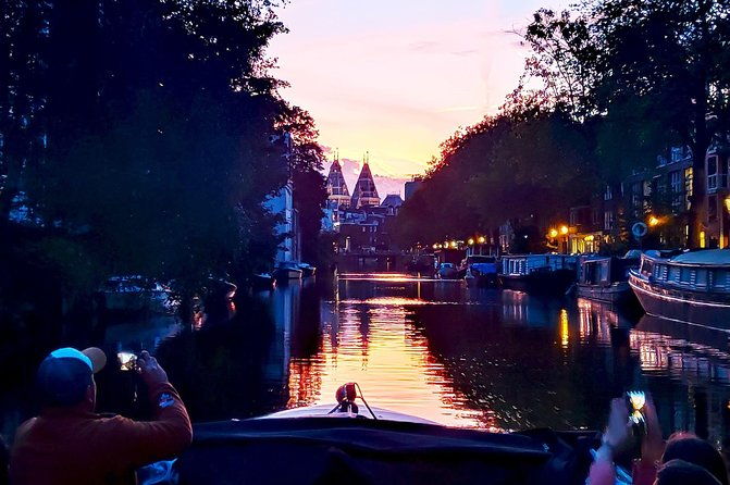 amsterdam-evening-cruise-with-drinks-dutch-bites-included