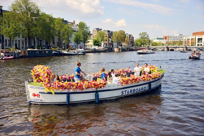 amsterdam-flower-boat-canal-cruise-with-local-guide