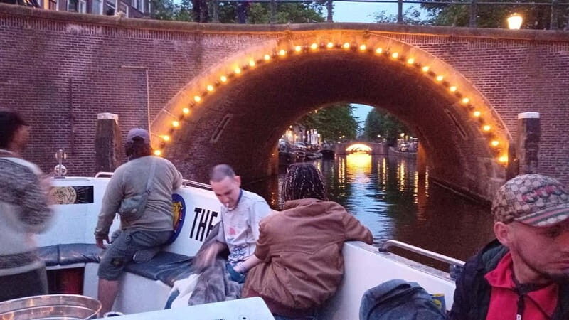 Amsterdam: Friendly 420 Smoking Sunset Cruise - The Sum Up