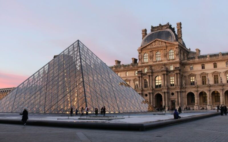 amsterdam-full-day-trip-to-paris