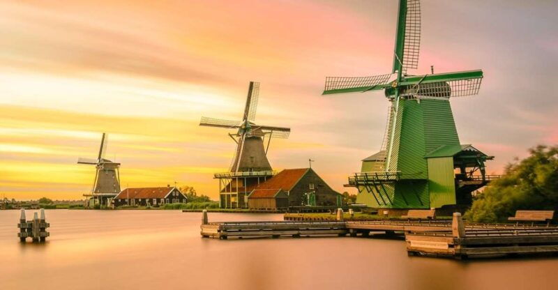 amsterdam-giethoorn-tour-with-canal-cruise-and-windmills