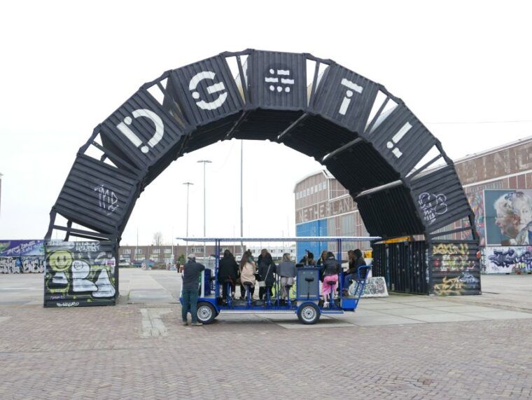 amsterdam-guided-beer-or-prosecco-bike-tour