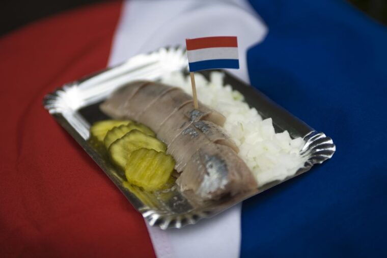 amsterdam-guided-cultural-food-tour-in-german-or-english