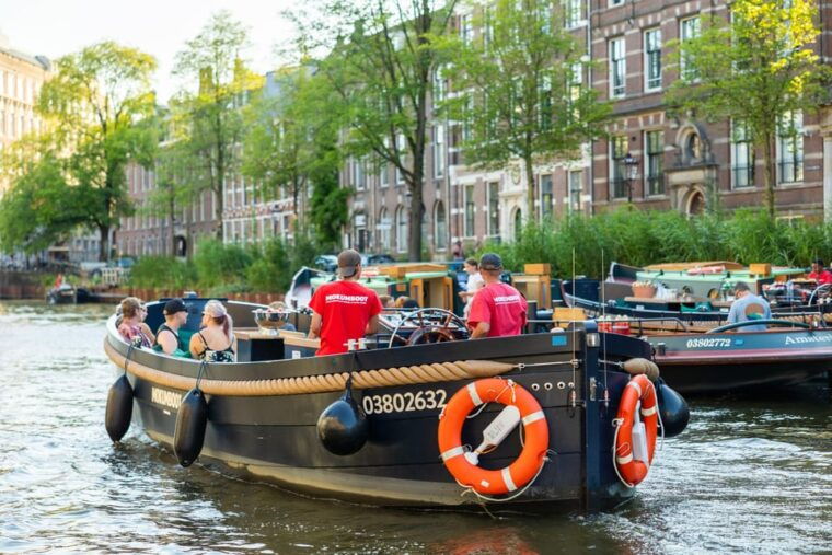 amsterdam-guided-open-boat-canal-cruise-including-1-drink