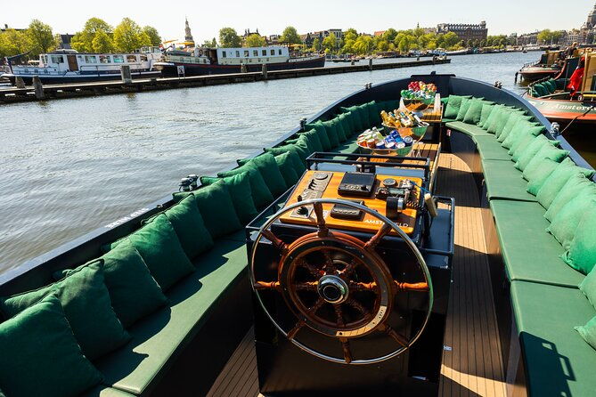 amsterdam-guided-open-boat-canal-cruise-with-drinks-option