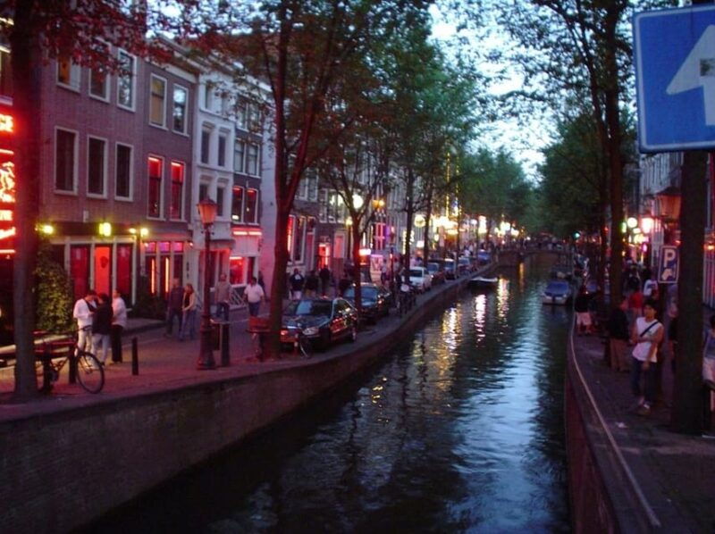 amsterdam-haunted-history-and-ghost-walking-tour-2