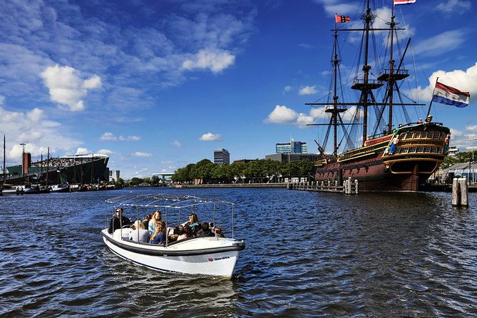 amsterdam-highlights-60-minute-canal-cruise