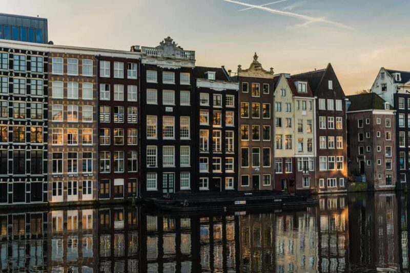 Amsterdam Historical Walk: Golden Age and Colonial Empire - Why Choose the Amsterdam Golden Age & Colonial Empire Tour?