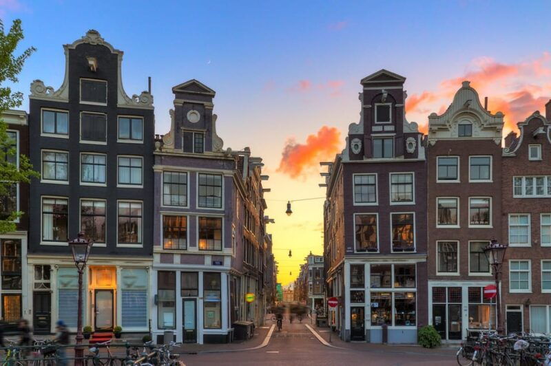 amsterdam-in-1-day-walking-tour-with-digital-guide