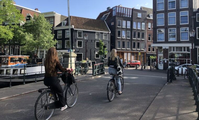 amsterdam-inner-city-bike-tour-german-or-english-private