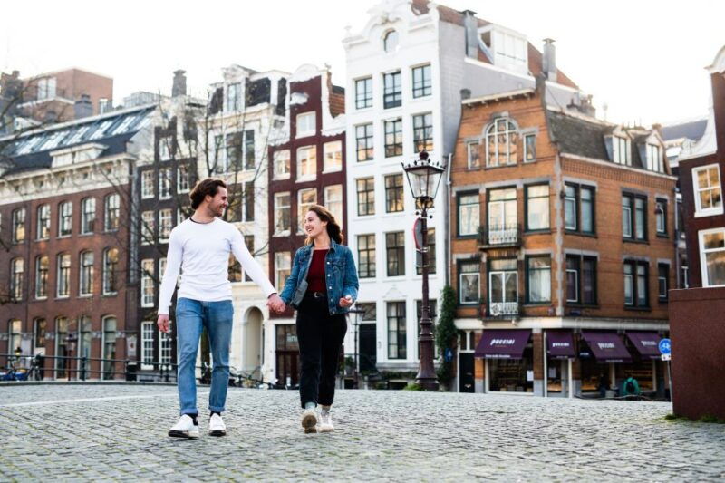 amsterdam-instagram-scenic-photo-spots-moco-museum-tour