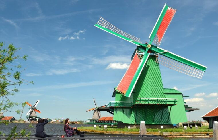amsterdam-keukenhof-dutch-countryside-small-group-tour