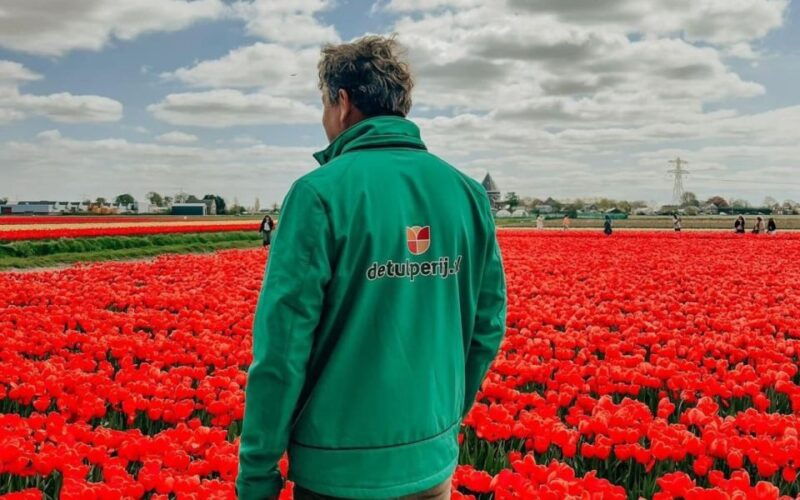 amsterdam-keukenhof-tulip-farm-full-day-tour-with-cruise