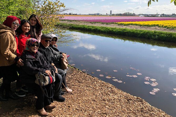 Amsterdam: Keukenhof Tulip Gardens and Giethoorn with Boat Tour - A Full Breakdown of the Experience