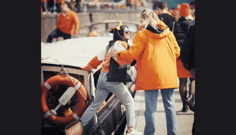 amsterdam-kings-day-party-cruise-with-open-bar-music