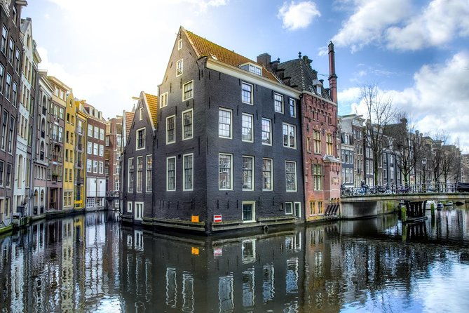 amsterdam-layover-walking-tour-canal-cruise-airport-transfer