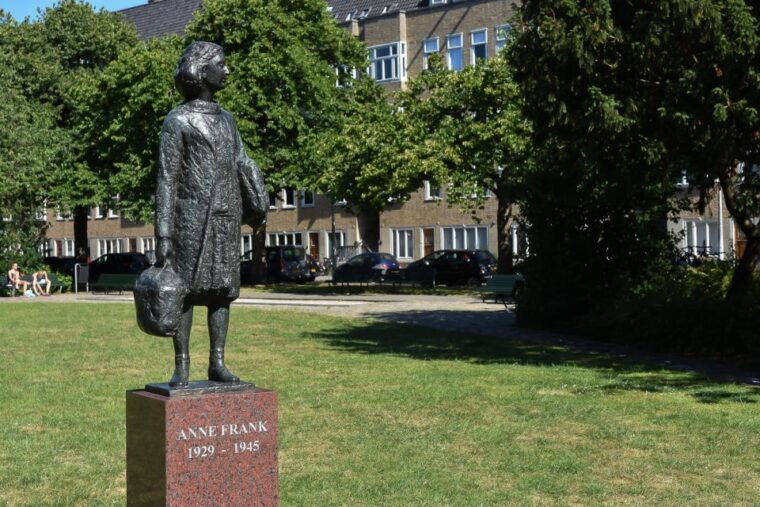 amsterdam-life-of-anne-frank-and-neighborhood-walking-tour